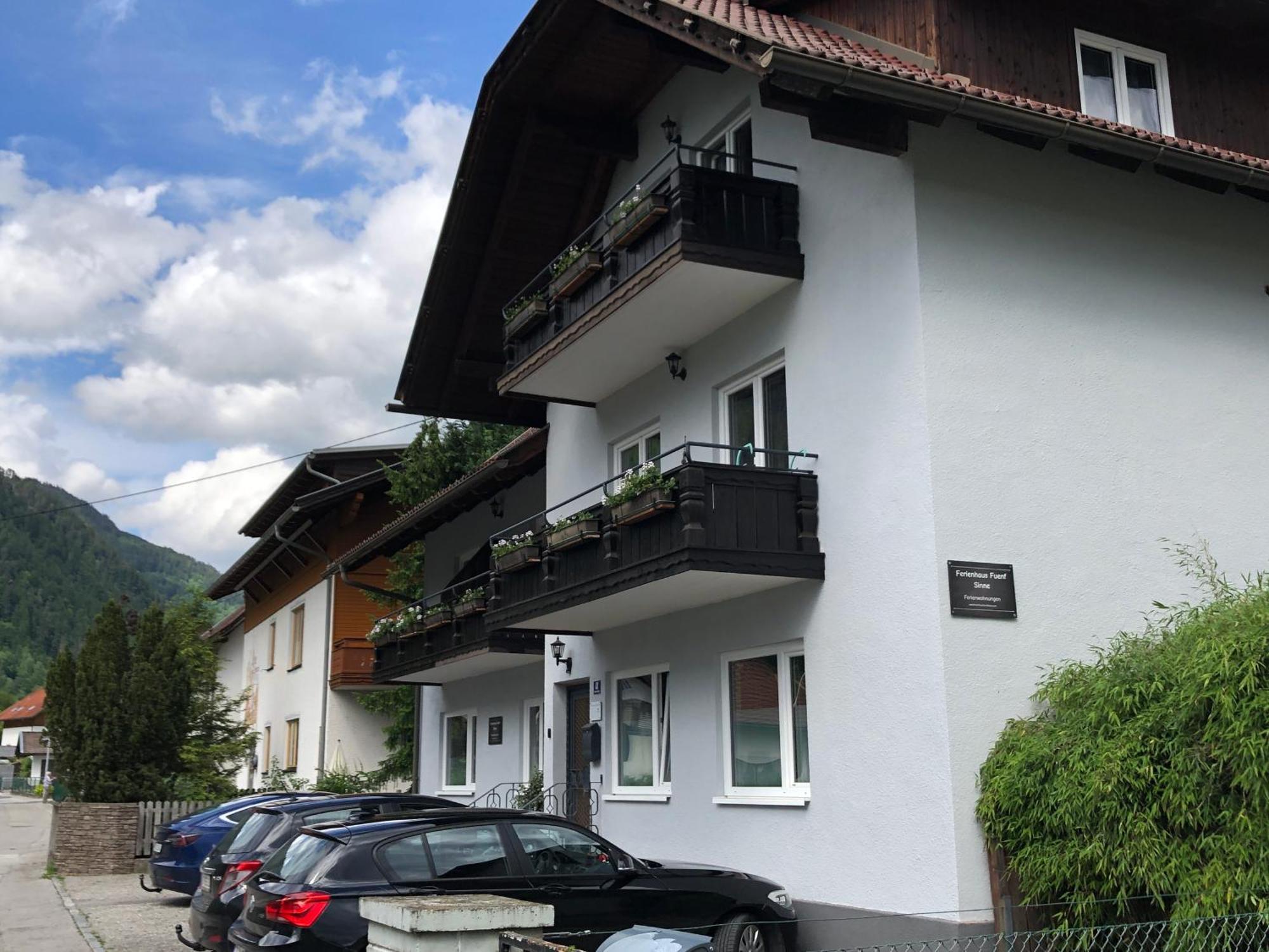 Appartement Felsblick Ferienhaus Fuenf Sinne Dobriach Ngoại thất bức ảnh